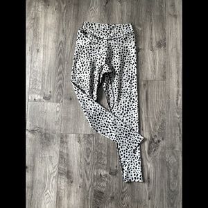 Balance Athletica Snow Leopard leggings